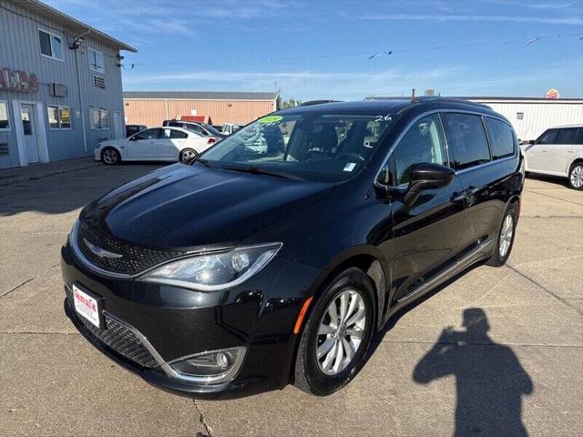 used 2019 Chrysler Pacifica car, priced at $14,995