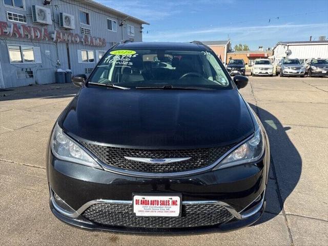 used 2019 Chrysler Pacifica car, priced at $14,995