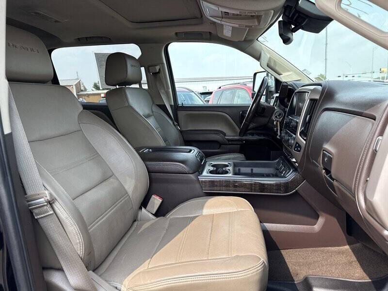 used 2015 GMC Sierra 2500 car, priced at $37,995