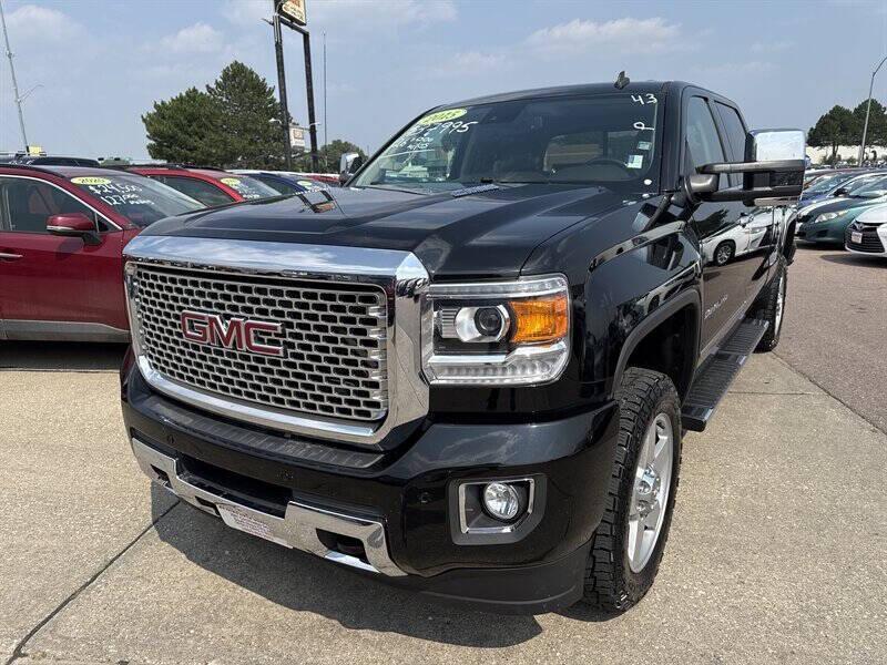 used 2015 GMC Sierra 2500 car, priced at $37,995