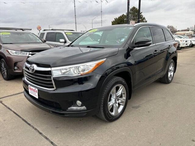 used 2016 Toyota Highlander car, priced at $16,995