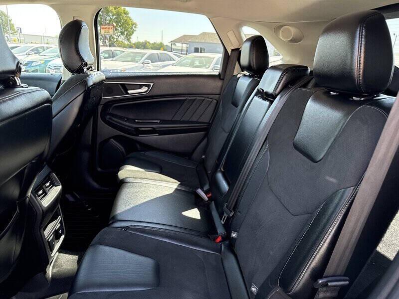 used 2016 Ford Edge car, priced at $14,900