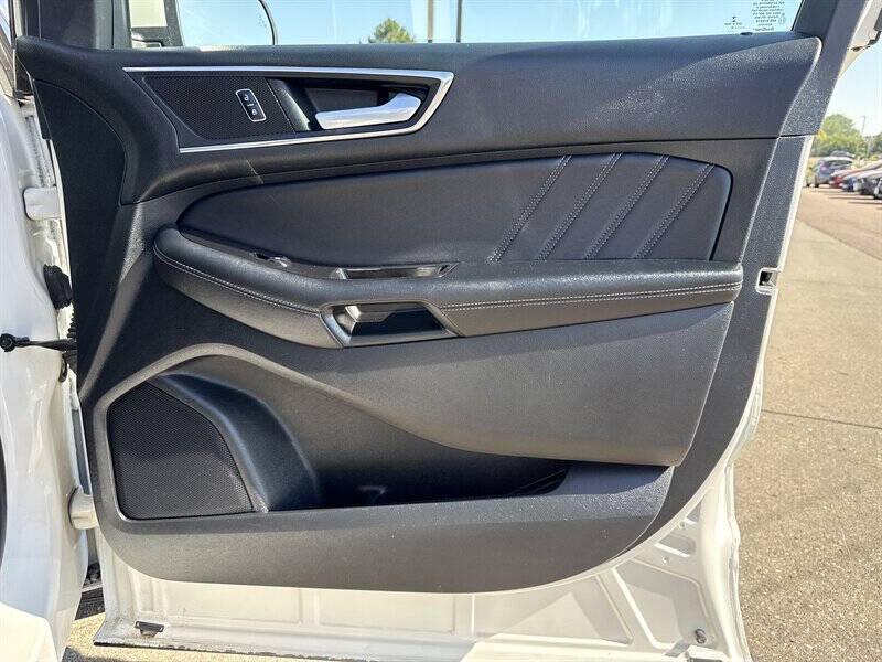 used 2016 Ford Edge car, priced at $14,900