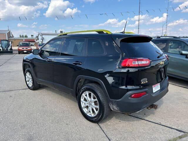 used 2018 Jeep Cherokee car, priced at $15,500