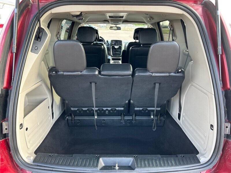 used 2015 Chrysler Town & Country car, priced at $10,995
