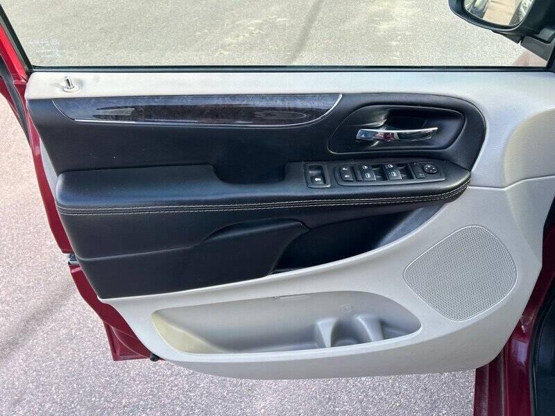 used 2015 Chrysler Town & Country car, priced at $10,995