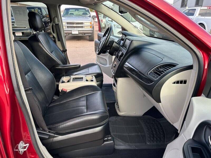 used 2015 Chrysler Town & Country car, priced at $10,995