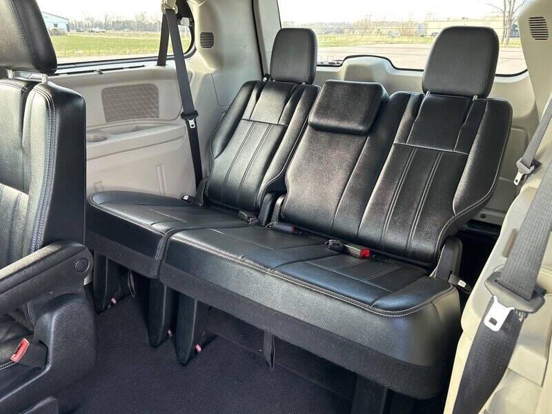 used 2015 Chrysler Town & Country car, priced at $10,995