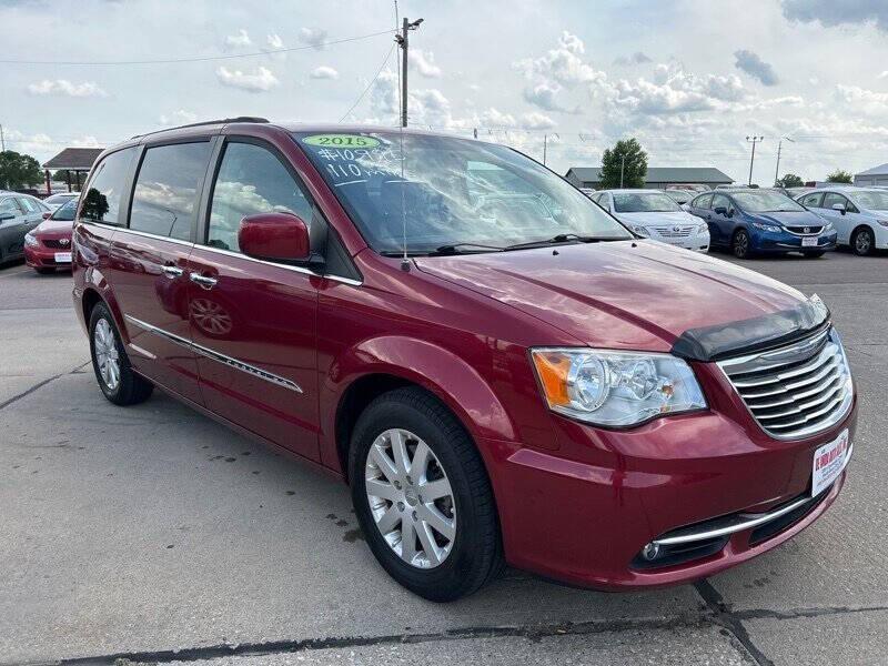 used 2015 Chrysler Town & Country car, priced at $10,995