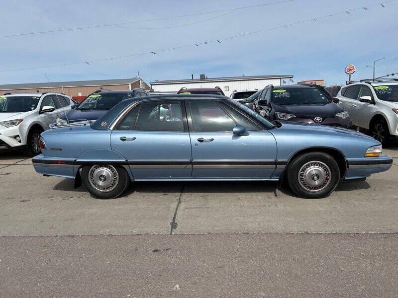 used 1993 Buick LeSabre car, priced at $4,995