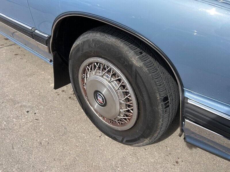 used 1993 Buick LeSabre car, priced at $4,995