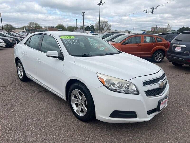 used 2013 Chevrolet Malibu car, priced at $9,500