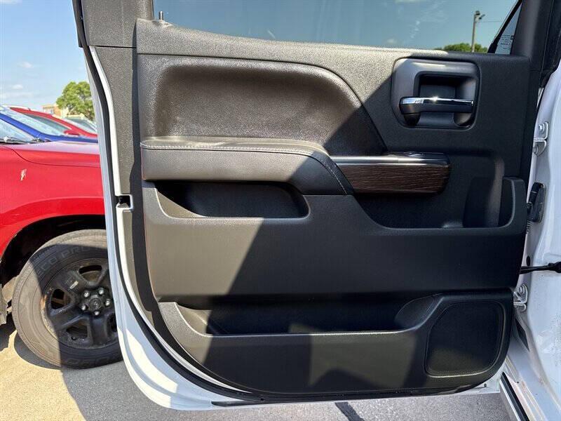 used 2017 GMC Sierra 1500 car, priced at $25,995