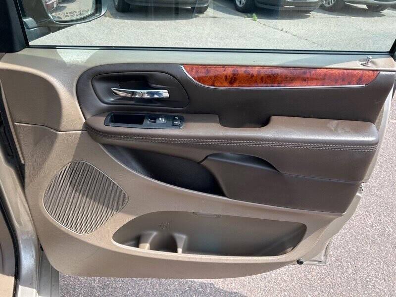 used 2015 Chrysler Town & Country car, priced at $8,995