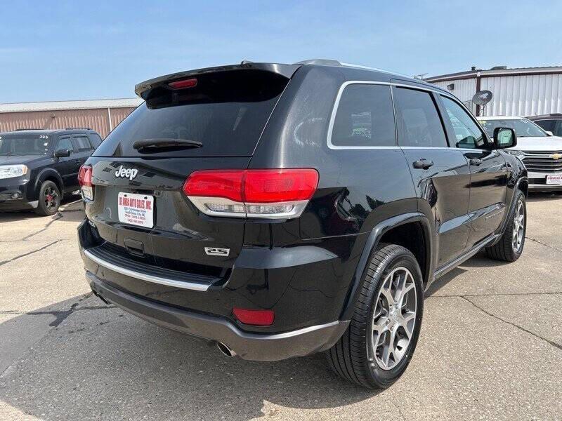 used 2018 Jeep Grand Cherokee car, priced at $20,995