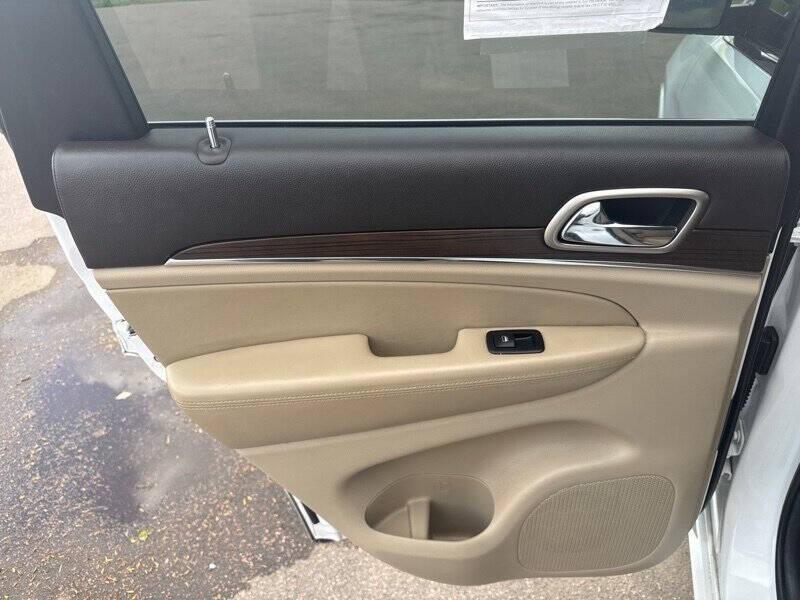 used 2014 Jeep Grand Cherokee car, priced at $16,995
