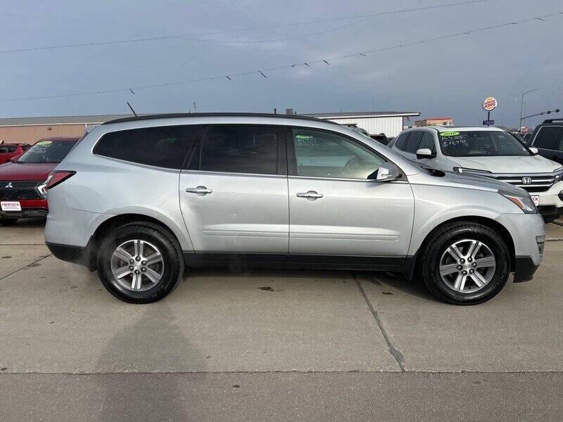 used 2016 Chevrolet Traverse car, priced at $10,995