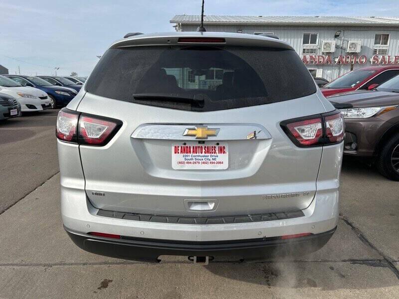 used 2016 Chevrolet Traverse car, priced at $10,995