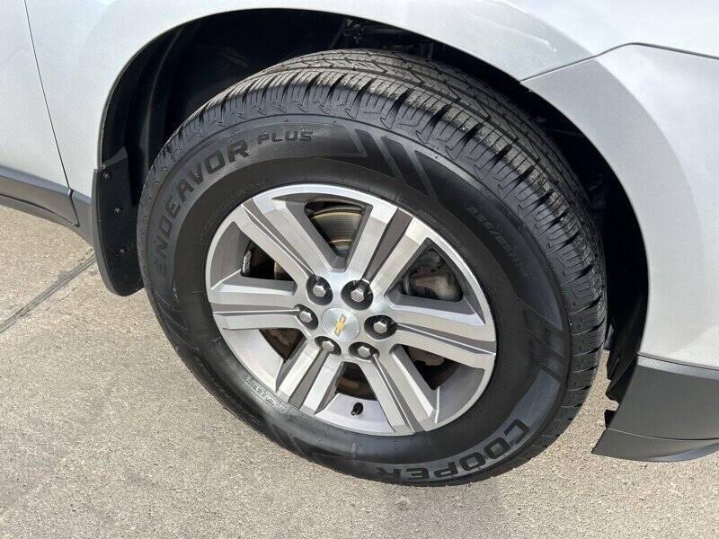 used 2016 Chevrolet Traverse car, priced at $10,995