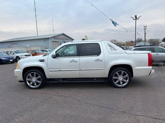 used 2008 Cadillac Escalade EXT car, priced at $12,500