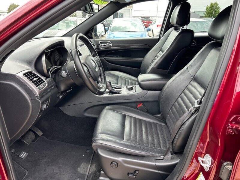 used 2020 Jeep Grand Cherokee car, priced at $18,995