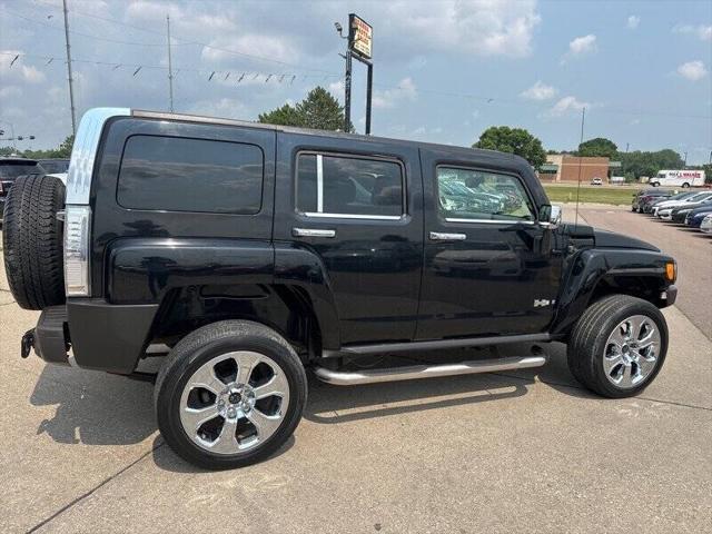 used 2006 Hummer H3 car, priced at $9,995