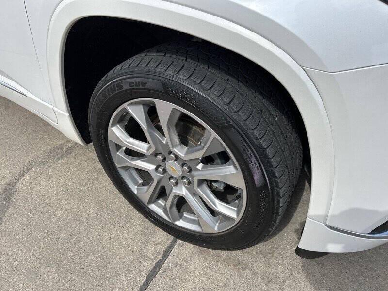 used 2018 Chevrolet Traverse car, priced at $17,995