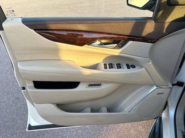 used 2015 Cadillac Escalade car, priced at $23,900