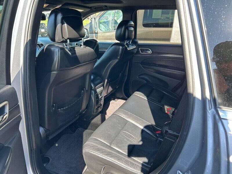 used 2015 Jeep Grand Cherokee car, priced at $14,995