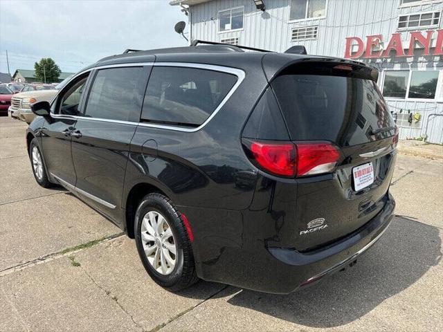 used 2017 Chrysler Pacifica car, priced at $11,995