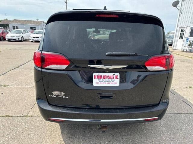 used 2017 Chrysler Pacifica car, priced at $11,995