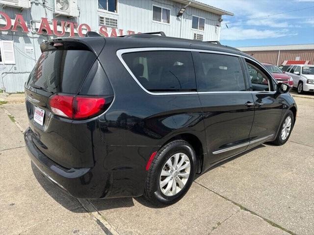 used 2017 Chrysler Pacifica car, priced at $11,995