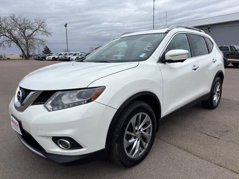 used 2014 Nissan Rogue car, priced at $10,995