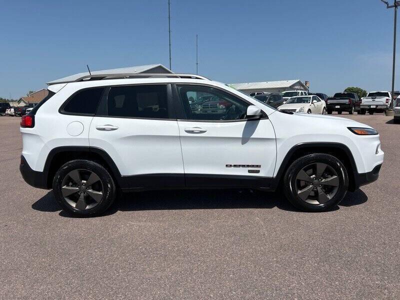 used 2016 Jeep Cherokee car, priced at $12,900