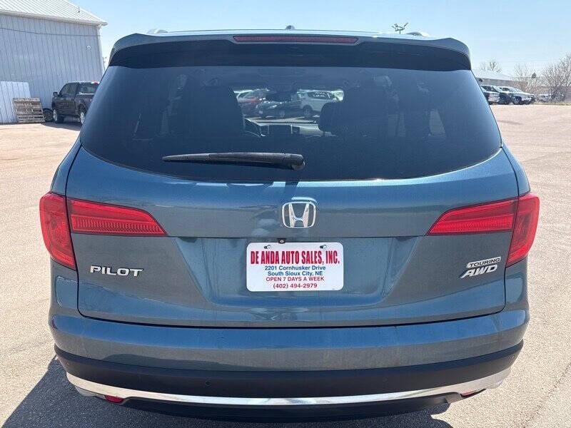 used 2016 Honda Pilot car, priced at $15,995