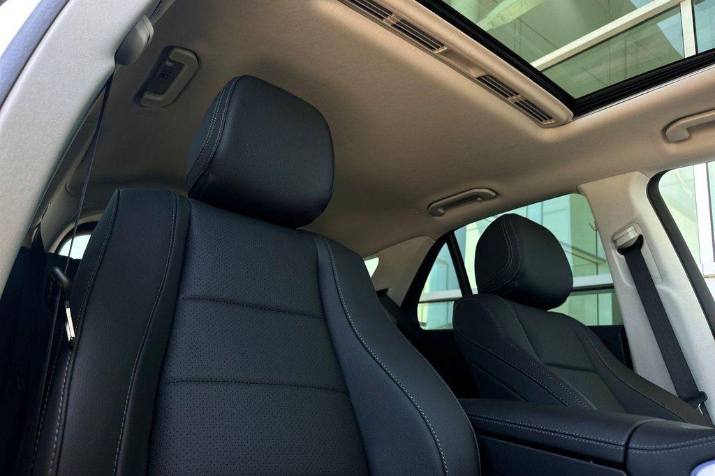 new 2026 Mercedes-Benz GLE 450 car, priced at $76,540