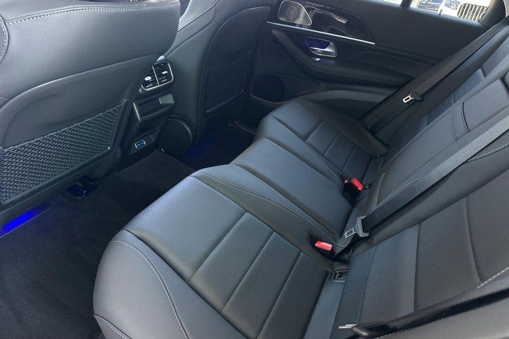 new 2026 Mercedes-Benz GLE 450 car, priced at $76,540