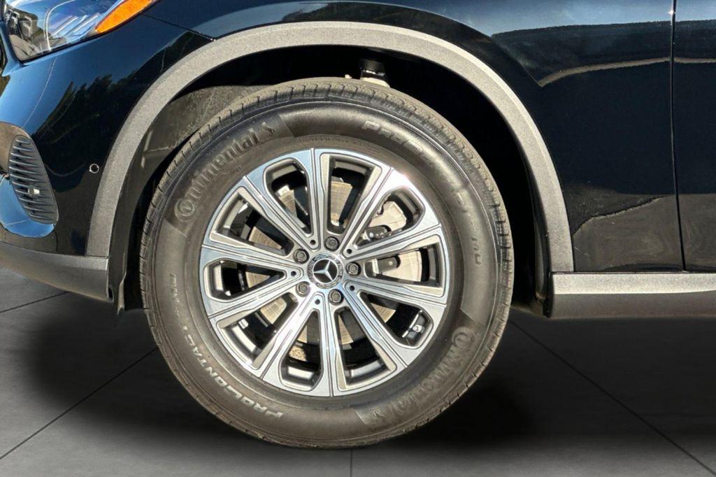 used 2025 Mercedes-Benz GLC 300 car, priced at $46,990