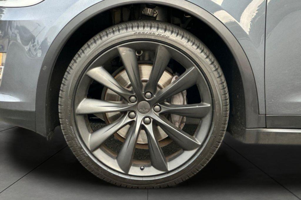 used 2020 Tesla Model X car, priced at $35,000