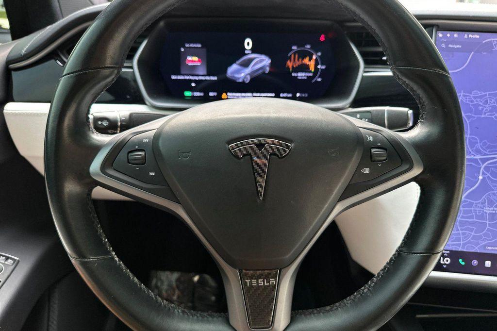 used 2020 Tesla Model X car, priced at $35,000