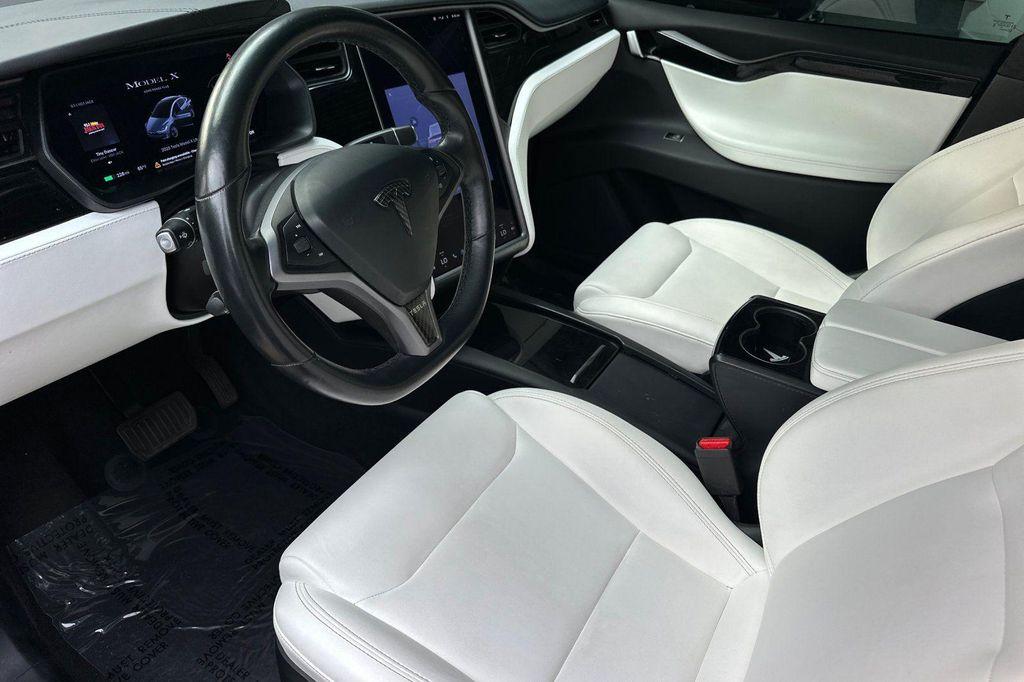 used 2020 Tesla Model X car, priced at $35,000