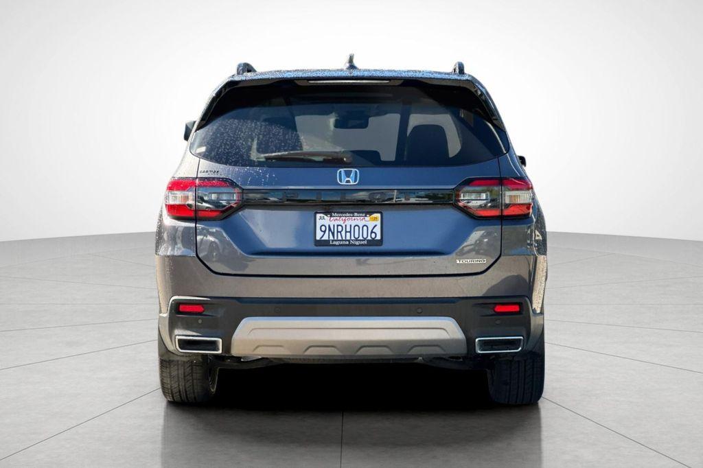 used 2025 Honda Pilot car, priced at $39,892