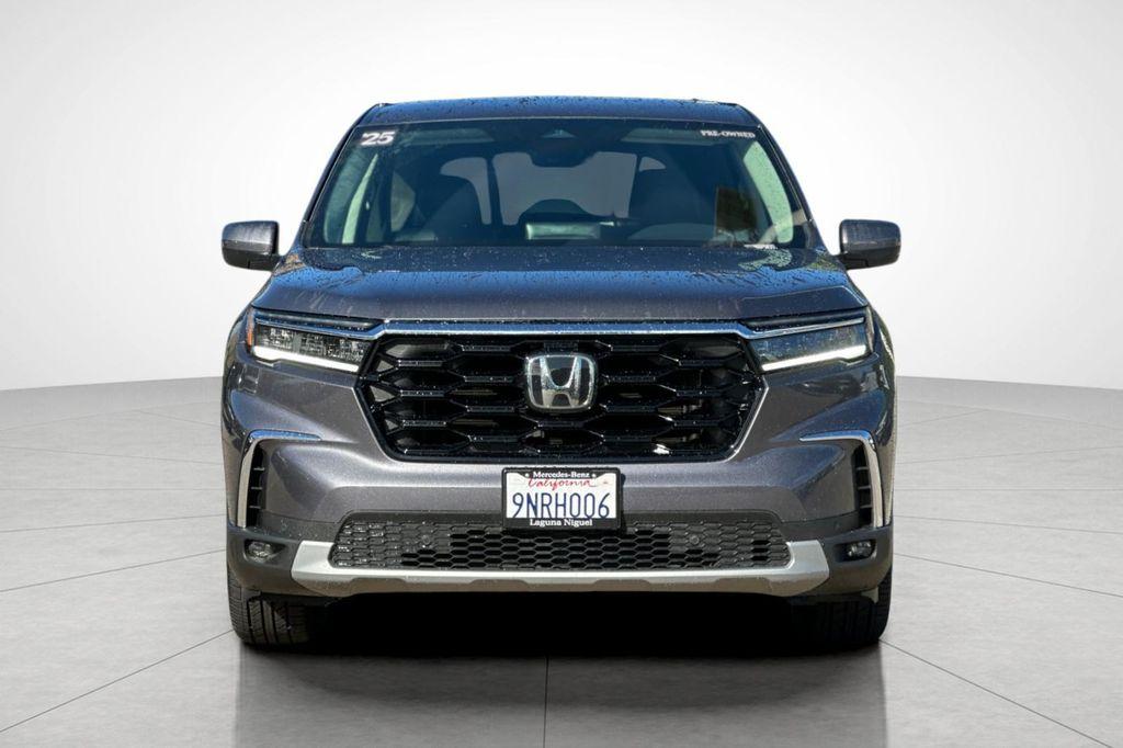 used 2025 Honda Pilot car, priced at $39,892