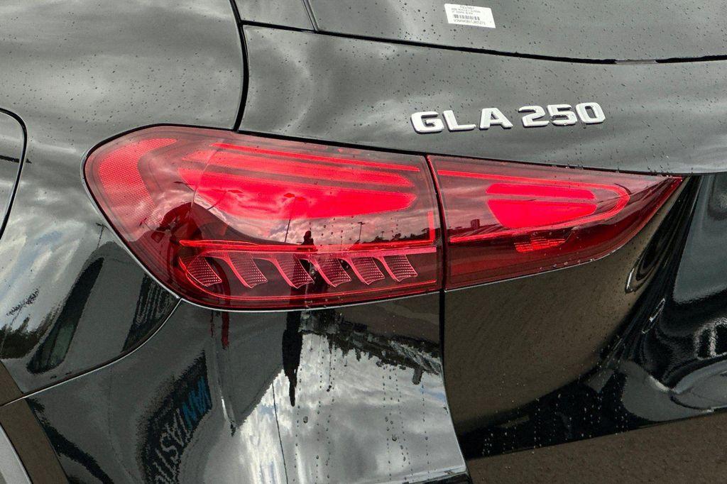 new 2026 Mercedes-Benz GLA 250 car, priced at $48,265