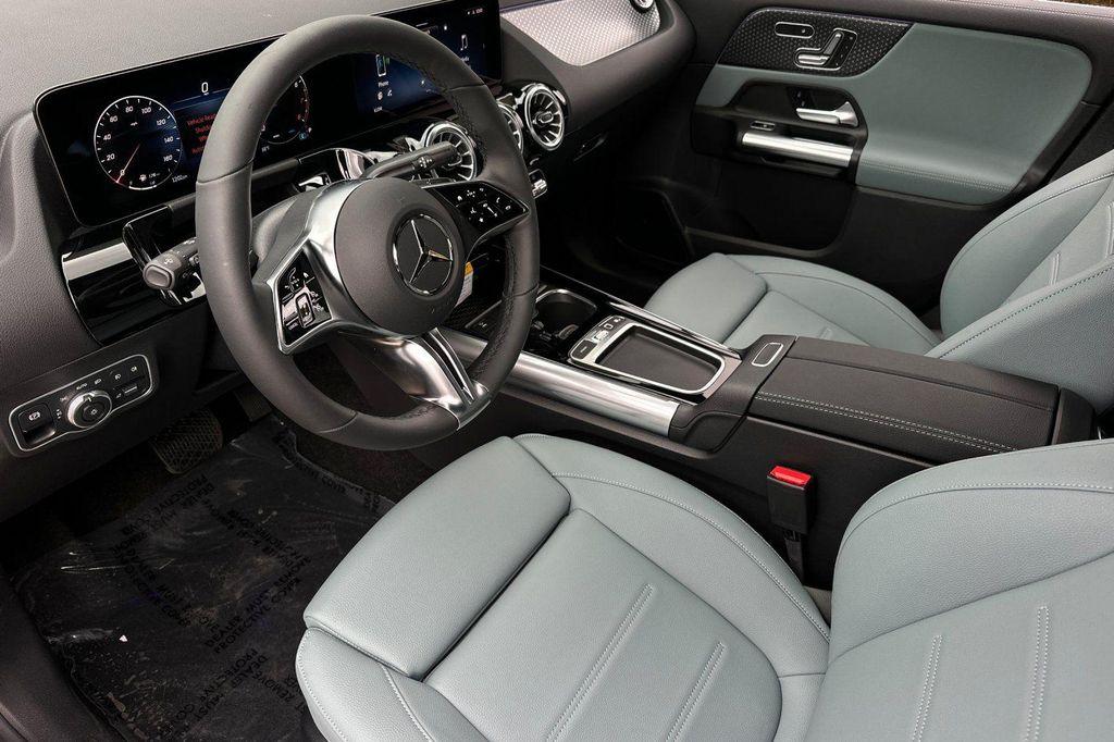 new 2026 Mercedes-Benz GLA 250 car, priced at $48,265