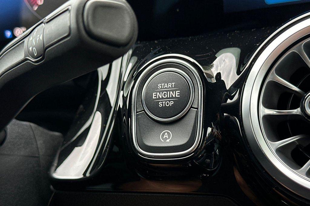 new 2026 Mercedes-Benz GLA 250 car, priced at $48,265