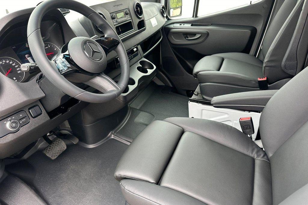 new 2025 Mercedes-Benz Sprinter 2500 car, priced at $59,019