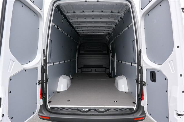 new 2024 Mercedes-Benz Sprinter 2500 car, priced at $82,418