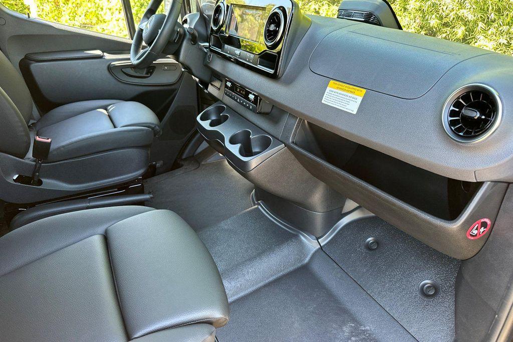 new 2025 Mercedes-Benz Sprinter 2500 car, priced at $74,898