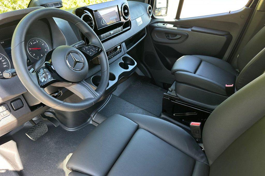 new 2025 Mercedes-Benz Sprinter 2500 car, priced at $74,898